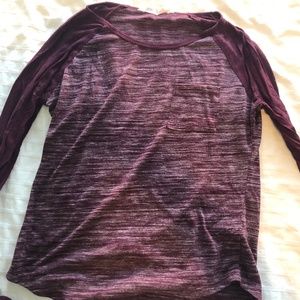 Burgundy baseball tee